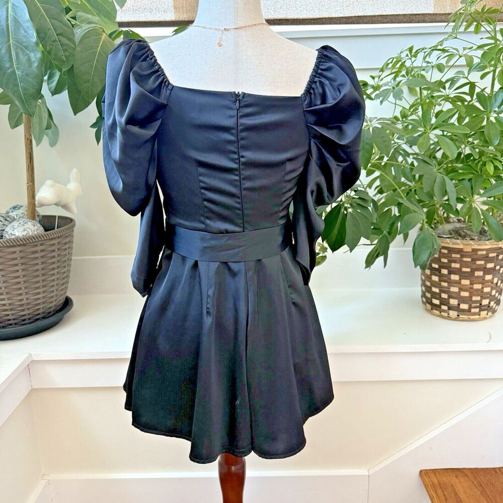 DO+BE Romper Skort Small Black Satin Puff Sleeve‎ Pleated Belted - Picture 5 of 8